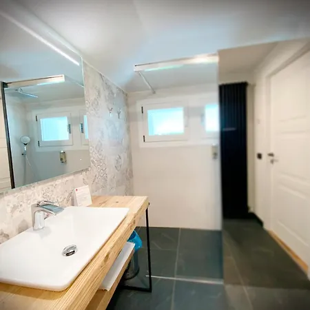 Hartmann Feel At ベッド・アンド・ブレックファスト Gignese